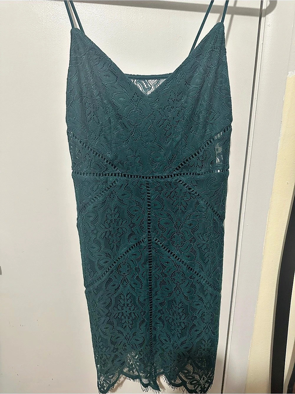TOBI Lace Midi Dress in Green Like New